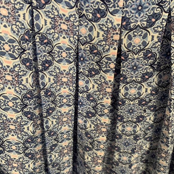 Dress - Picture 2 of 5